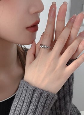 韩版S925银个性麻花条纹戒指女复古时尚牛角包开口指环创意食指戒