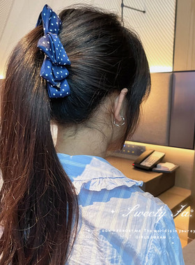 可露丽波点少女甜美蝴蝶结香蕉夹