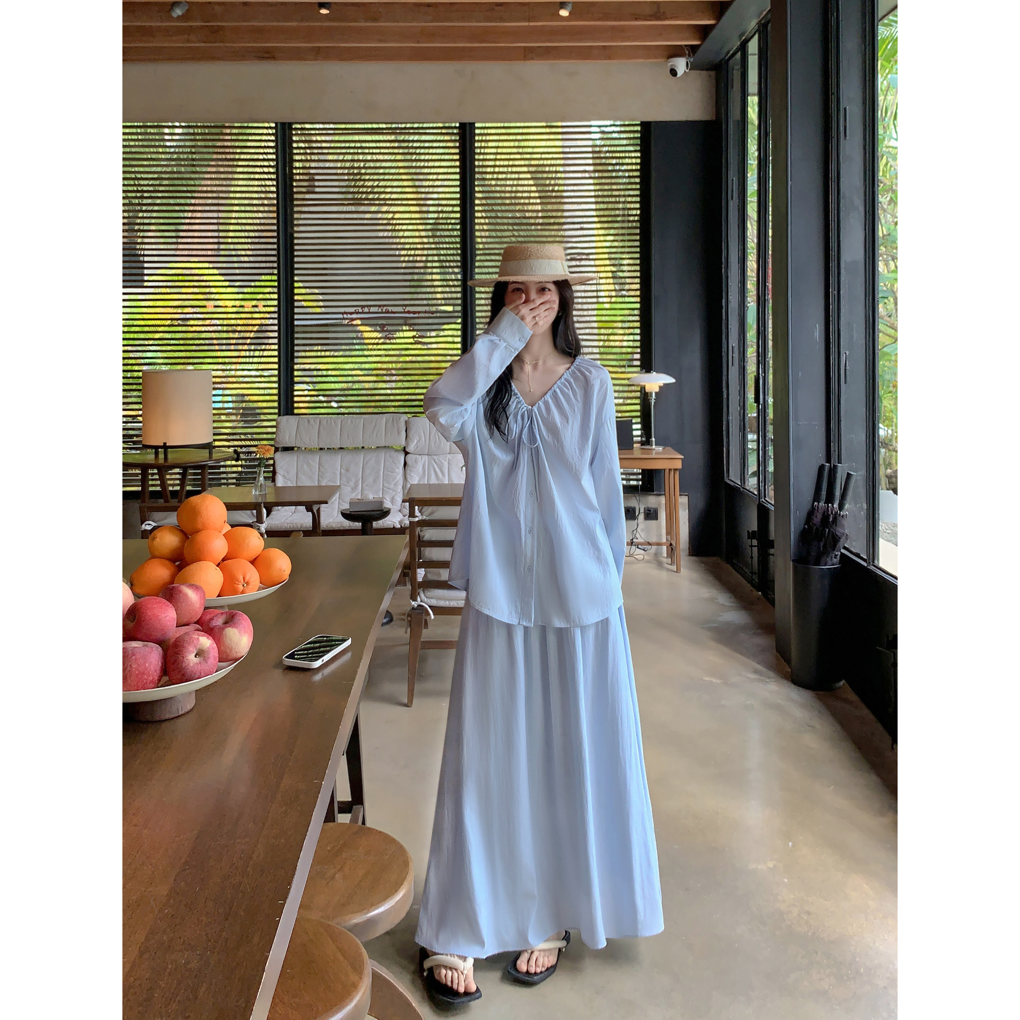 MULVAN【现货7折】慵懒风V领衬衫女防晒衫宽松小衫a字半身裙套装,淘宝优惠券,粉丝福利购,淘宝优惠卷