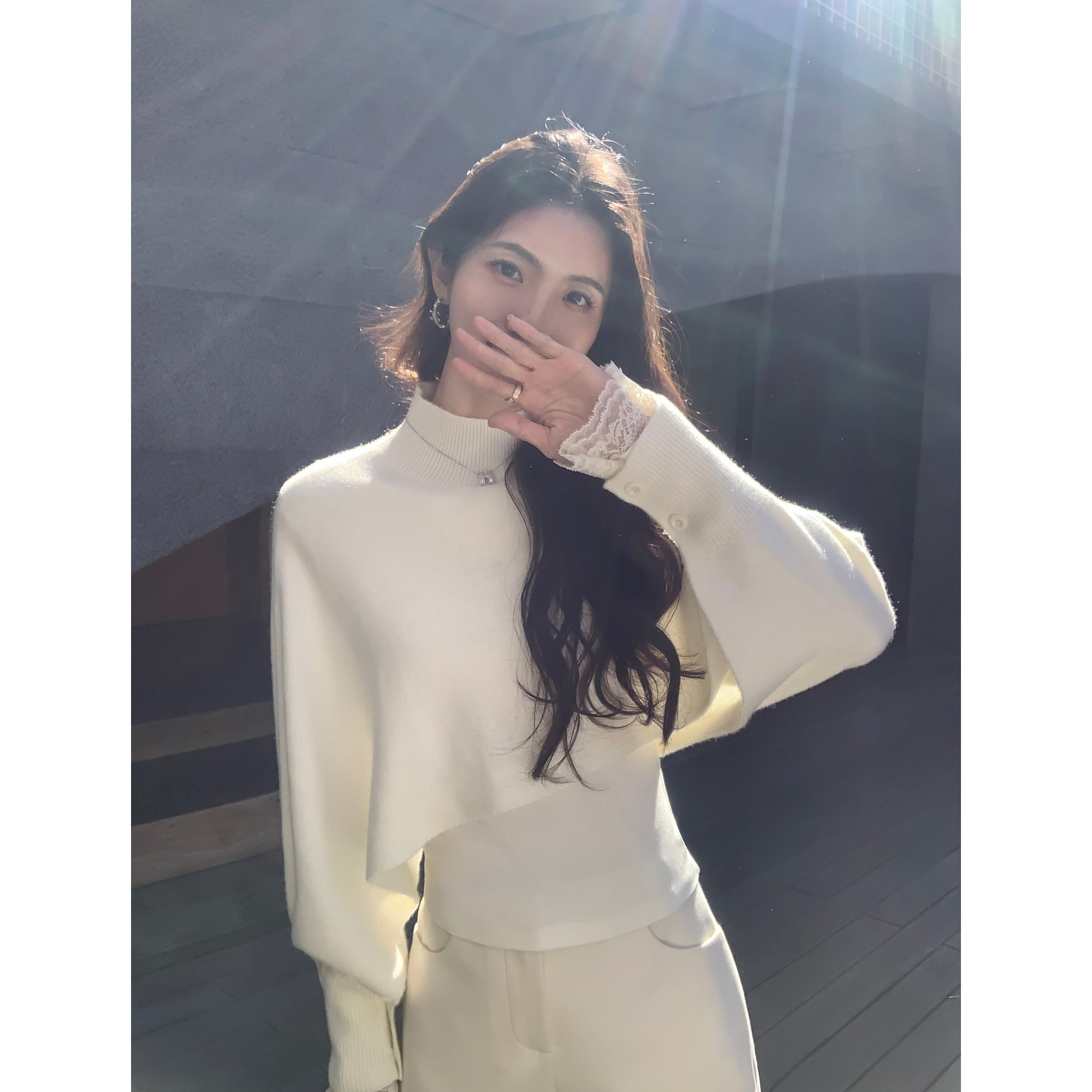 MULVAN 反复搭配 法式荡领露肩针织衫女蕾丝拼接喇叭长袖打底上衣,淘宝优惠券,粉丝福利购,淘宝优惠卷