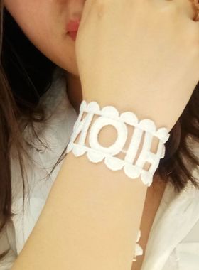 蕾丝遮疤痕颈纹黑白色时尚饰品