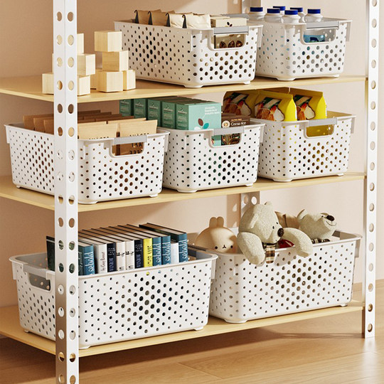 Thickened debris storage basket