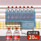 Домашнее постели, стоящее на стене студенческого общежития, хорошая кровать, висящая корзина на кровати, спальня, артефакт хранения