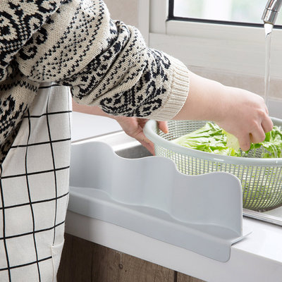 居家家吸盘式水池挡水板创意厨房小用品家用水槽防溅水隔水挡板 虎窝淘