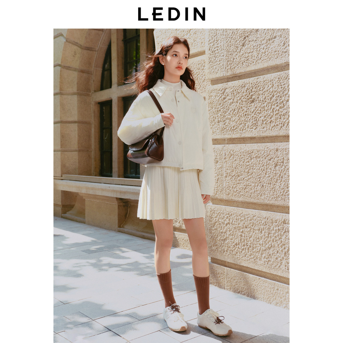 乐町衬衫领羽绒服女装冬季韩系通勤好穿轻薄宽松羽绒短款保暖