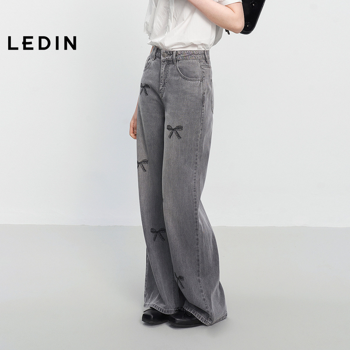 【商场同款】乐町春夏新款蕾丝蝴蝶结印花牛仔直筒裤C1HAF2175