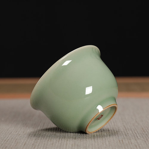 龙泉市青瓷 陈相源 手工陶瓷功夫茶杯品茗杯主人杯茶碗茶具朱砂胎 - 图1