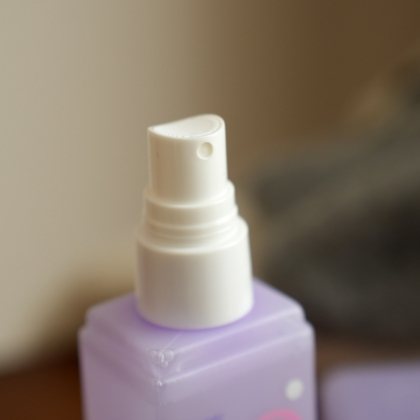 会员拍 抗静电喷雾 衣物毛衣除静电神器 防静电柔顺喷雾 家用品,淘宝优惠券,粉丝福利购,淘宝优惠卷