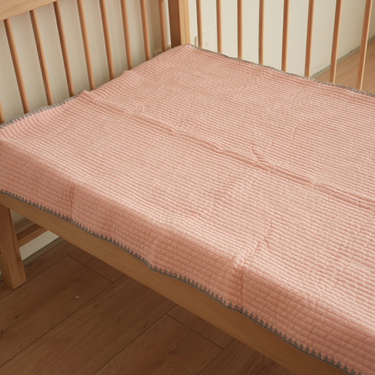 A类 60支素色砂洗 儿童纯棉绗缝床盖 婴儿床单 小尺寸幼儿园床垫