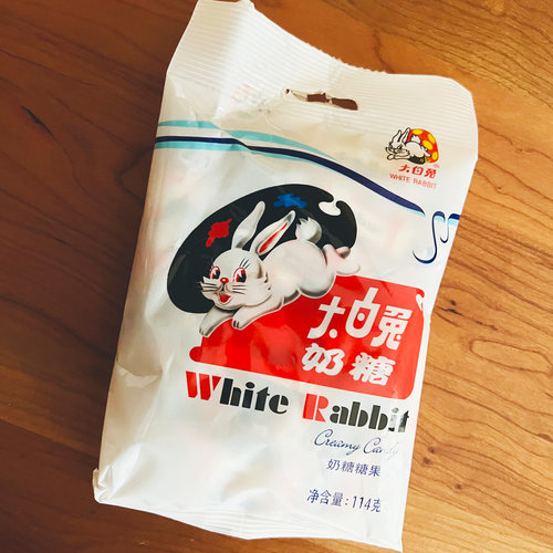 上海冠生园大白兔奶糖114g牛奶糖8090后怀旧零食品年货大礼包糖果 - 图3