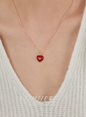 超级适合新年的红色爱心吊坠项链