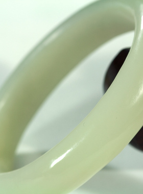 和田玉手镯贵妃镯手环小玉镯