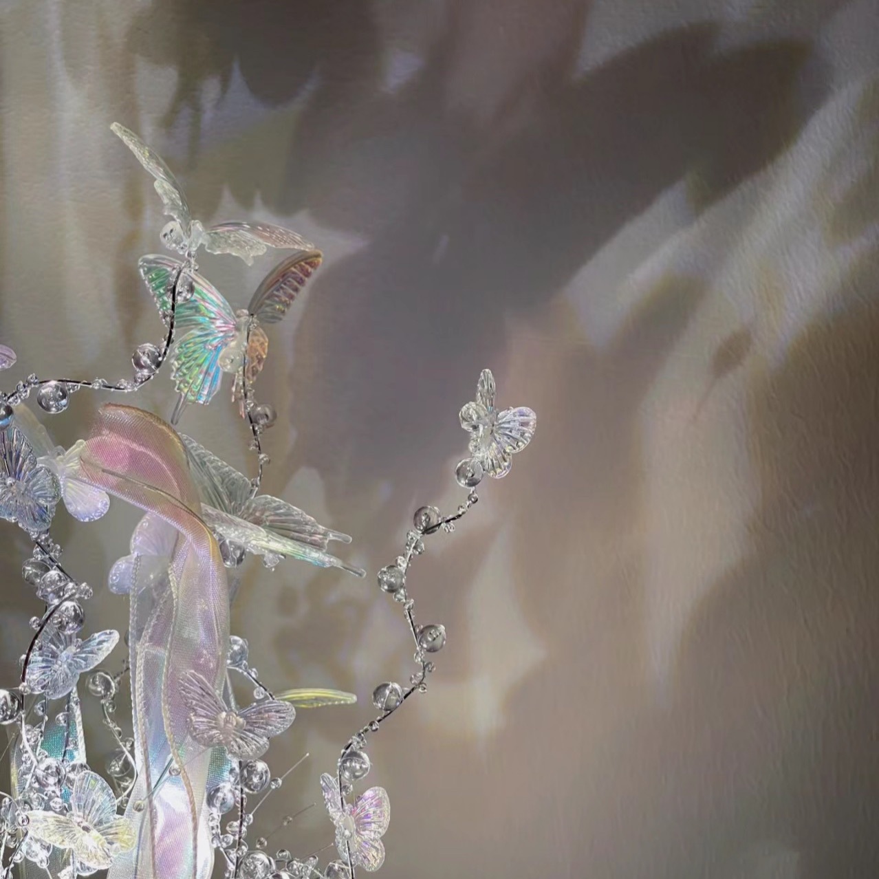 手工DIY炫彩蝴蝶小夜灯材料包梦幻镭射光影床头男女朋友生日礼物 - 图2