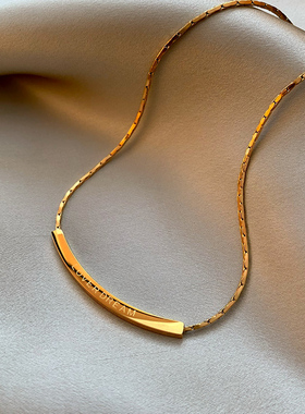 极简钛钢字母微笑项链女轻奢小众高级感毛衣链时尚百搭挂脖配饰品