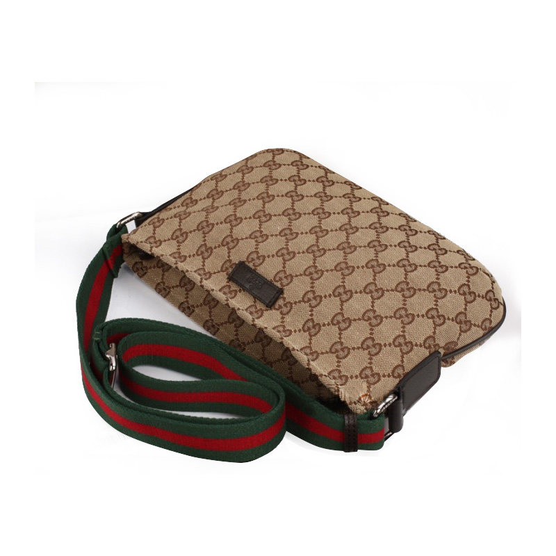  银泰百货精品男士包袋