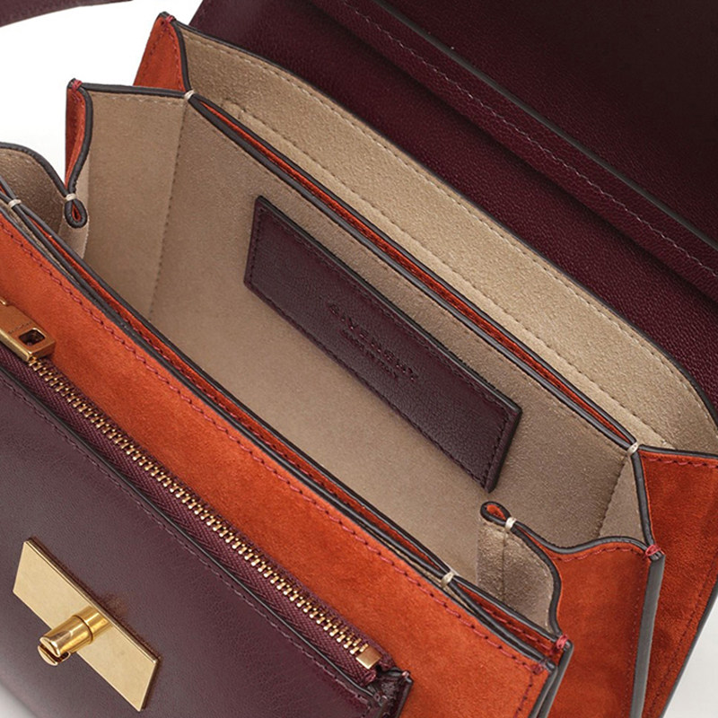  银泰百货精品女士包袋