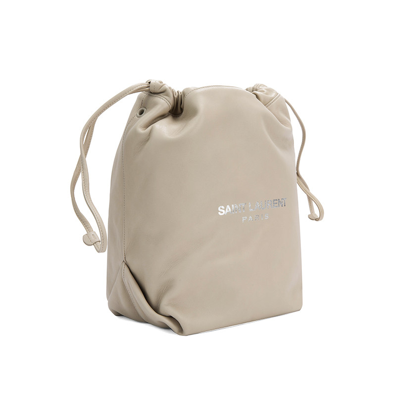  银泰百货精品女士包袋