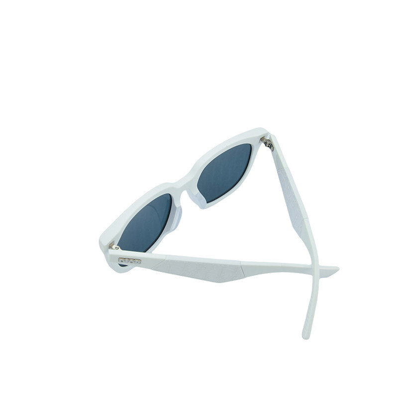  银泰百货精品太阳眼镜