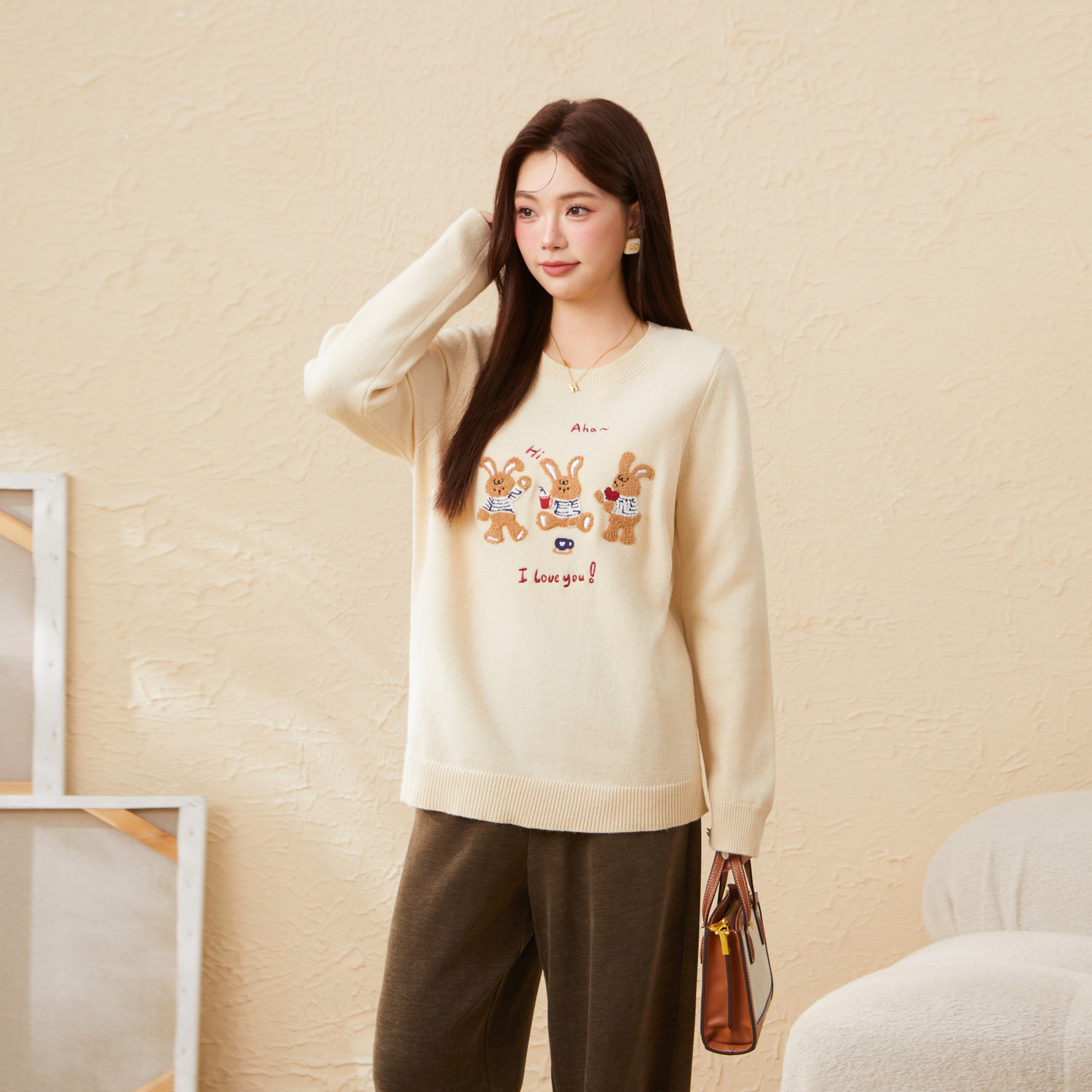 采多宝大码女装胖mm2025冬季新款圆领小兔子毛巾绣毛衣EDMY6706,淘宝优惠券,粉丝福利购,淘宝优惠卷