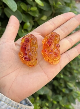 天然二代蜜蜡吊坠DIY饰品配件红黄透明招财挂件手工材料毛衣吊坠