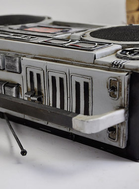 米拉桑复古收录音机模型铁皮客厅