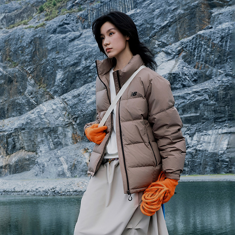 New Balance NB官方秋冬新款情侣户外短款保暖运动羽绒服NPF47041