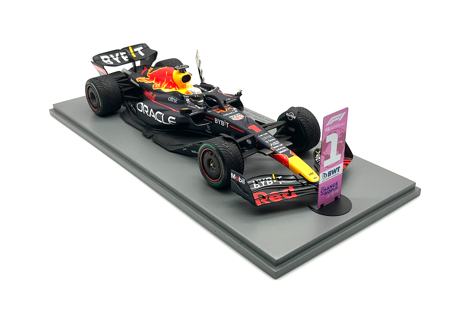 F1赛车模型摆件1:18 Spark红牛维斯塔潘2022年RB18世冠版日本站-图2