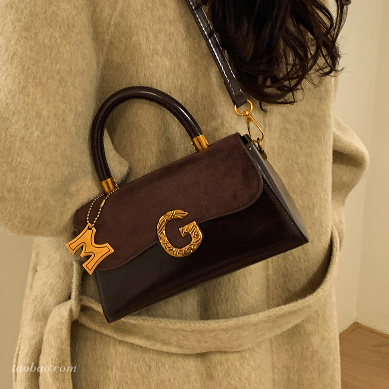 高级质感复古小包包女2026新款时尚百搭斜挎包精致超火手提小方包,淘宝优惠券,粉丝福利购,淘宝优惠卷