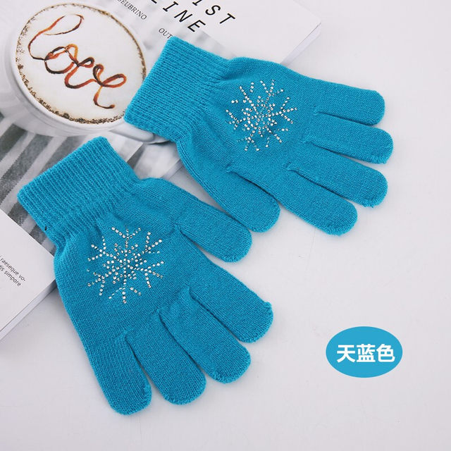 Figure skating gloves are non-slip, warm, high elastic and anti-ice slag