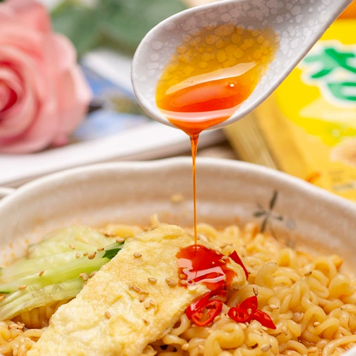 Южная Корея импортированные органы, настоящие рамен морепродуктов, кунжутные семена Жареные устрицы, устрицы, острый золотой сыр рамен Монт лапши