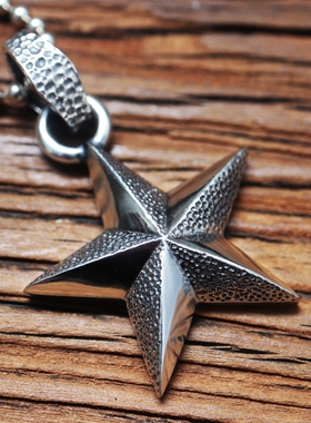 925纯银熔岩做旧五角星吊坠