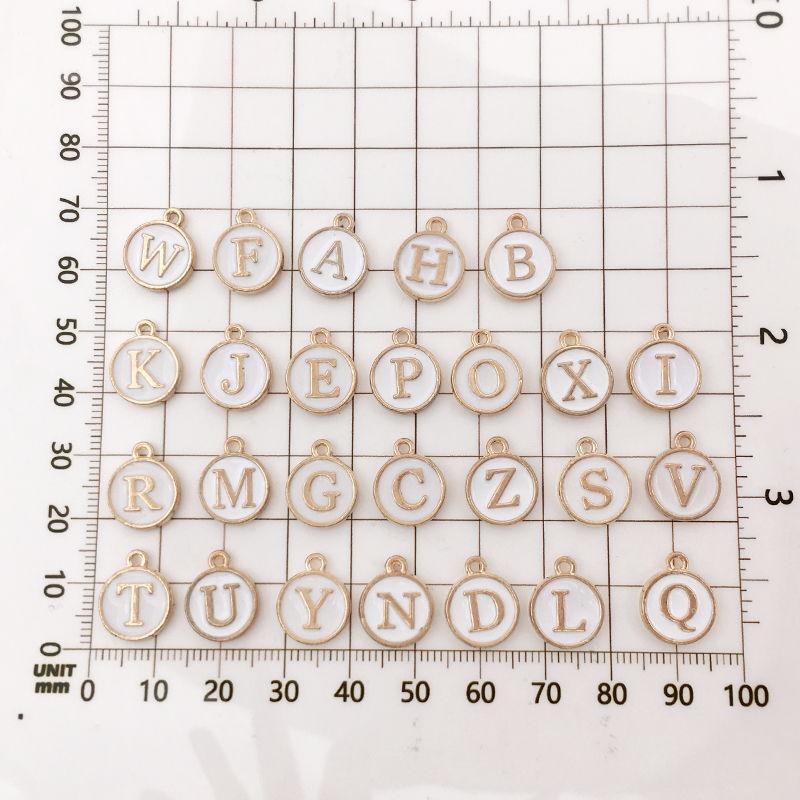 白色滴油26个英文字母挂件合金diy饰品双面吊坠手链耳饰项链配件