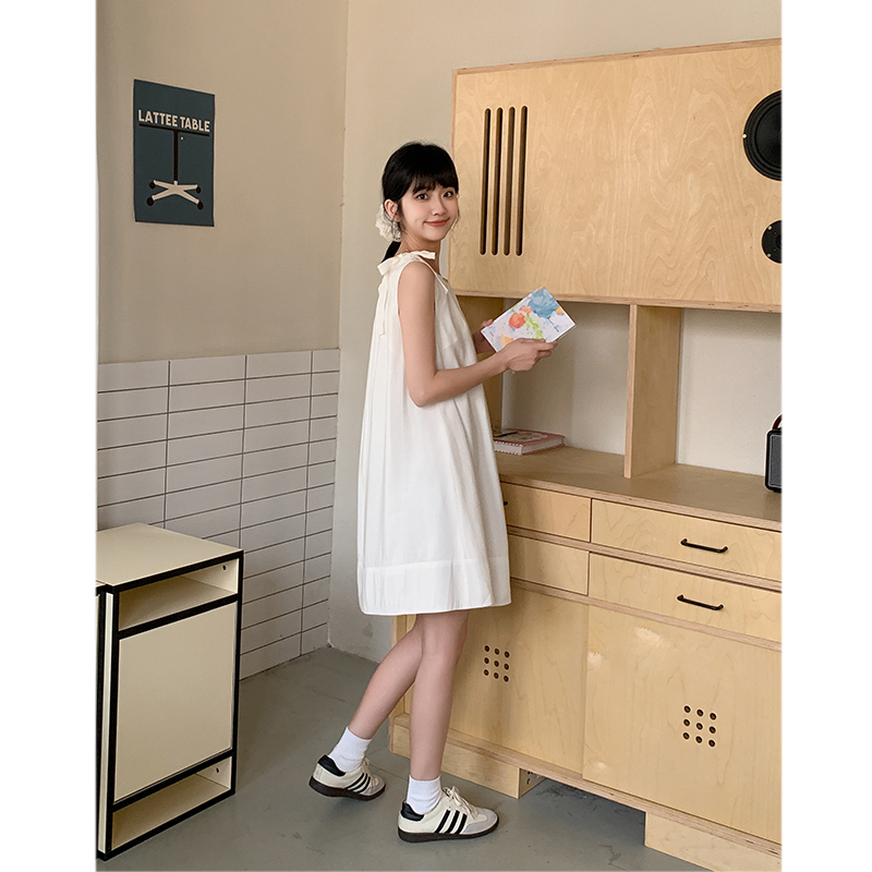 忠犬小八法式白色气质挂脖连衣裙夏季小个子宽松显瘦中长款裙子_忠犬小八梨形自制_女装/女士精品-第1张图片-提都小院