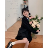 Черный милый костюм, юбка в складку, весенний комплект, по фигуре