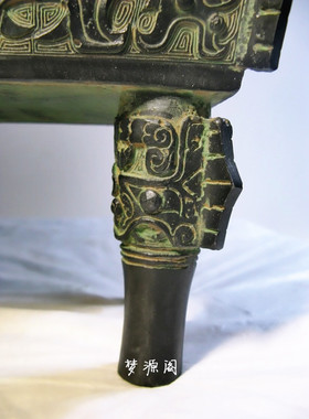 兽面纹仿古做旧中式风橱窗摆件