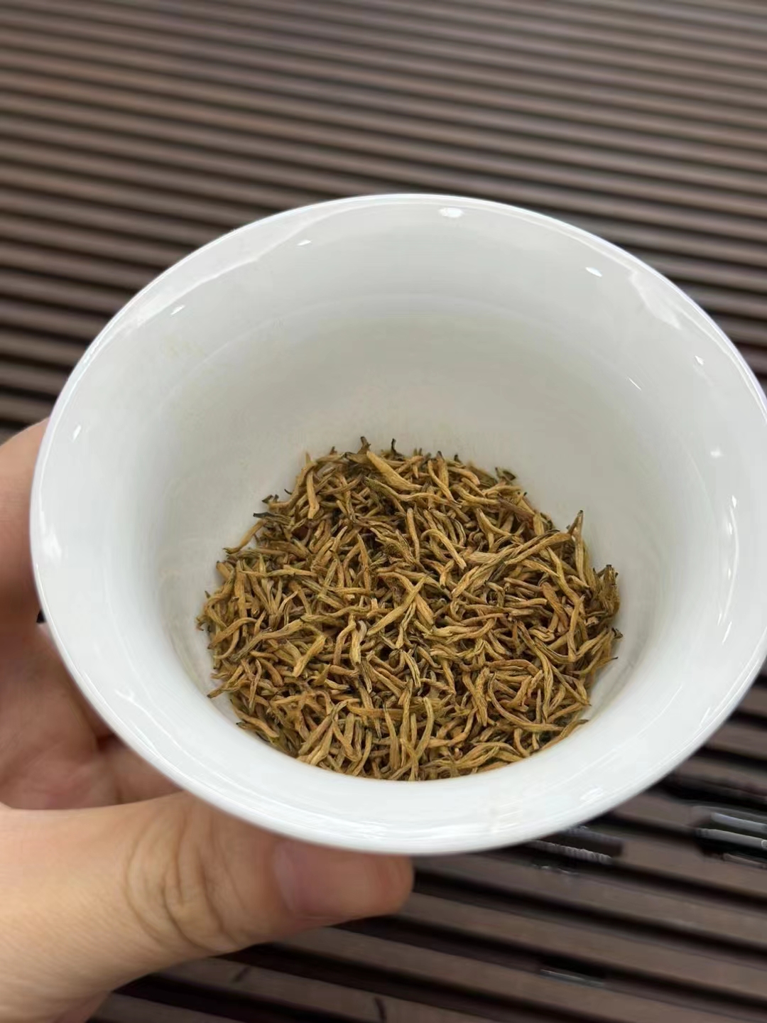 武夷红茶蜜香金骏眉黄芽金骏眉礼盒罐装250g浓香型红茶金骏眉茶叶