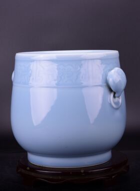 大清乾隆年制天青釉雕刻夔龙纹笔洗钵式香炉