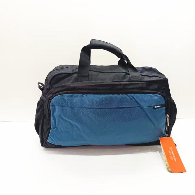 High quality and durable travel bag made of Oxford material for men and women