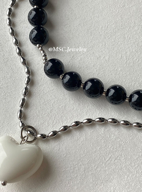 黑白串珠爱心项链女简约锁骨链
