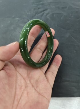 和田碧玉手镯冰底菠菜绿黑猫眼中条手镯无裂质地细腻干净59圈口