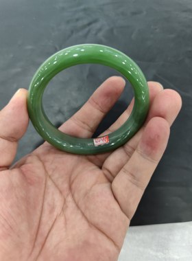 和田碧玉手镯冰底阳绿正版手镯质地干净高闪度猫眼手镯59.5圈口
