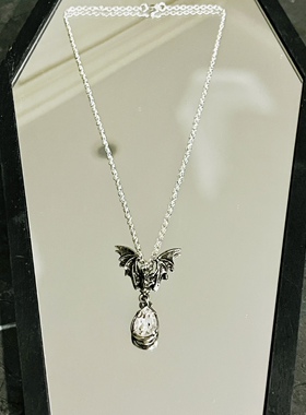 英国A牌哥特水晶蝙蝠项链