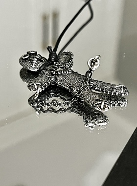 英国A牌吊绳娃娃哥特项链