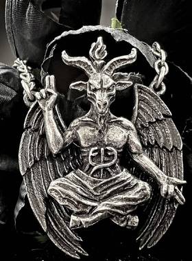 英国A牌暗黑哥特巴风特项链