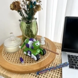 Танк, точилка, игрушечная машина