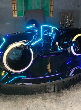 酒吧KTV科技感装饰摆件潮玩公仔未来摩托机车战士发光玻璃钢雕塑