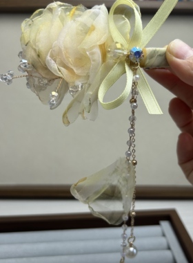 手工黄色发夹女新中式古风边夹鸭夹流苏淑女春游拍照簪花高级感
