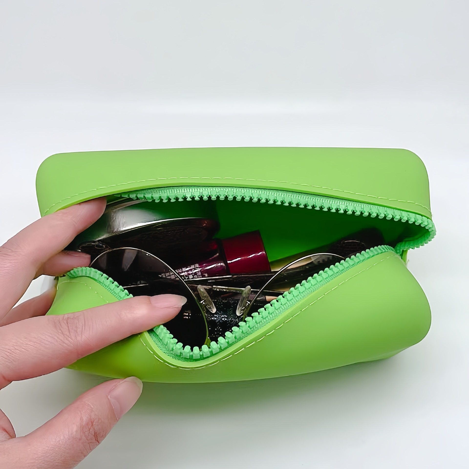 便携式化妆包硅胶洗漱包旅行用品大容量收纳包女防水高颜值手提,淘宝优惠券,粉丝福利购,淘宝优惠卷