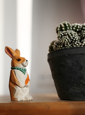 手工雕刻木雕小兔子小玩意木制