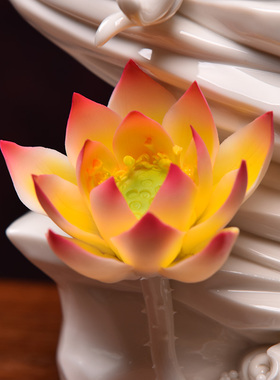 【感恩结缘优惠】《持经书莲花自在水月观音》工艺品